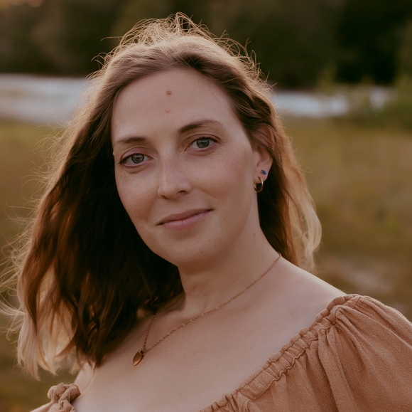 Meet your Posher, Mary - Picture 1 of 1